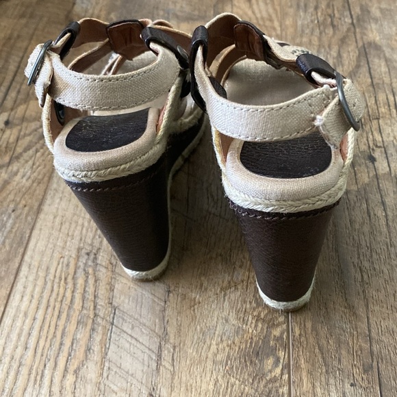 Lucky Brand Wedge Sandal Dark Brown Women’s Size 6 - Picture 2 of 4